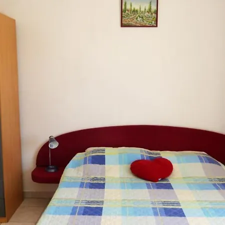 Nemira Apartman Omiš