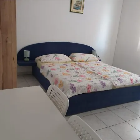 Apartman Nemira *