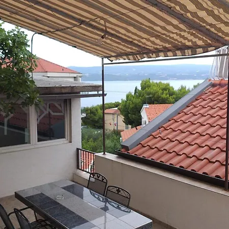 Lägenhet Nemira Omiš